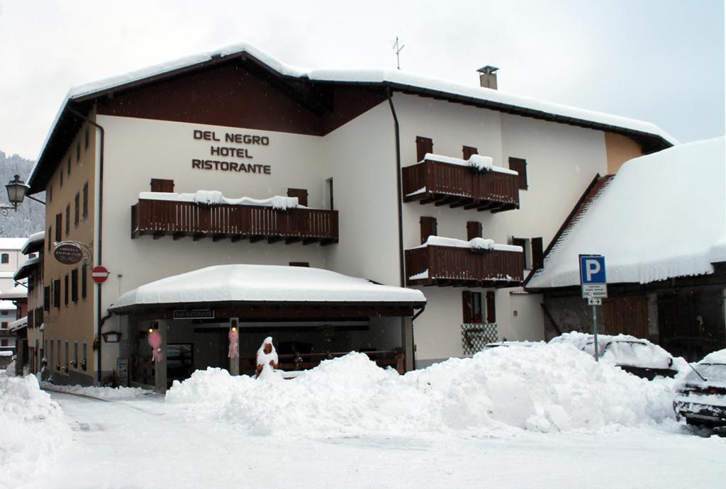 Hotel Del Negro Сутріо Екстер'єр фото